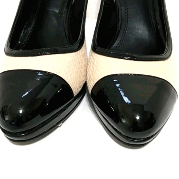 Elegant Black and Cream Women's Slingback Heels - Picture 4 of 15